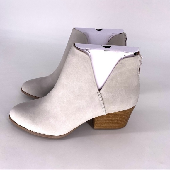 SO Shoes - So Women's Barb Ankle Boots - Size 11 - Available in Light Gray & BoneCroco